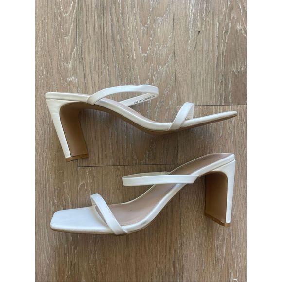 White Heels  - Picture 2 of 6